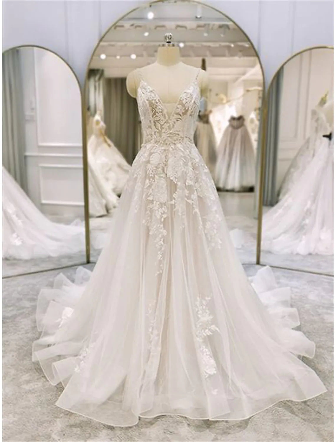 Break Fashion Norms Engagement Formal Wedding Dresses Chapel A-Line Sleeveless Strap Lace Ruffles Appliques