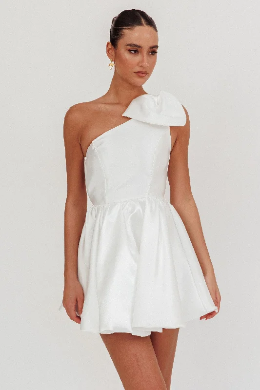 Chic Allure Athens Shoulder Bow Bubble Hem Mini Dress Off White