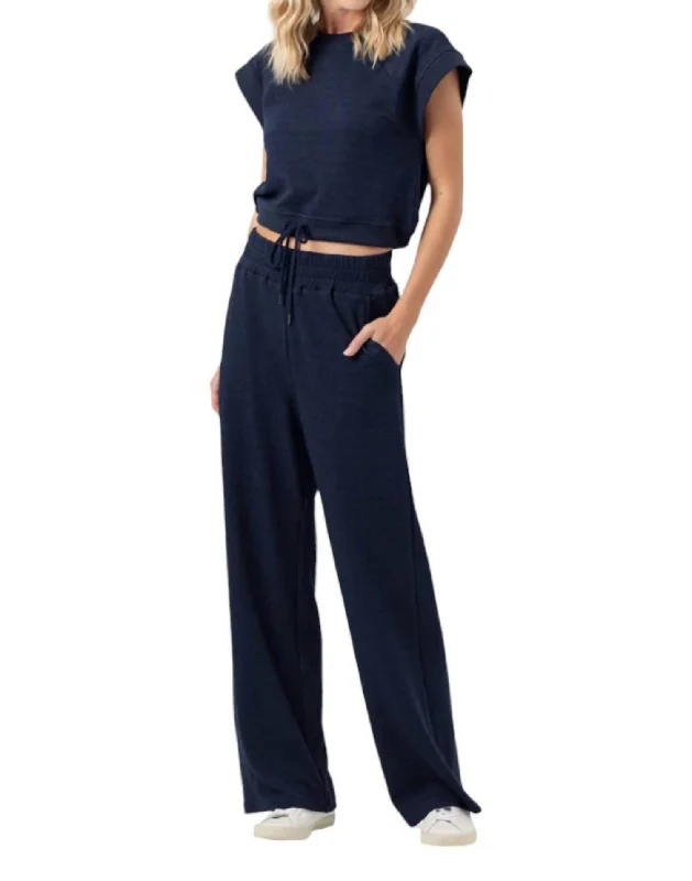 Best Seller Pryn Pants In Navy