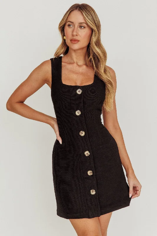 Hollywood Glam Award - Show Style Celina Buttoned Knit Mini Dress Black