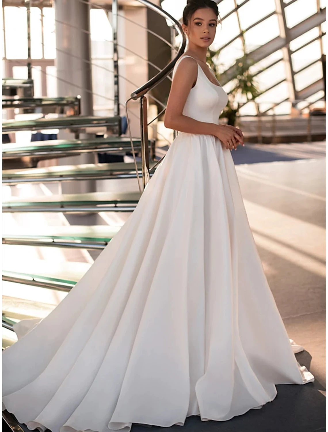 Day To Night Styles Wedding Dresses Sleeveless Square Satin Beading