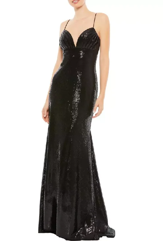 Minimalist Office - Ready Style 10 - mac duggal black sequin evening gown