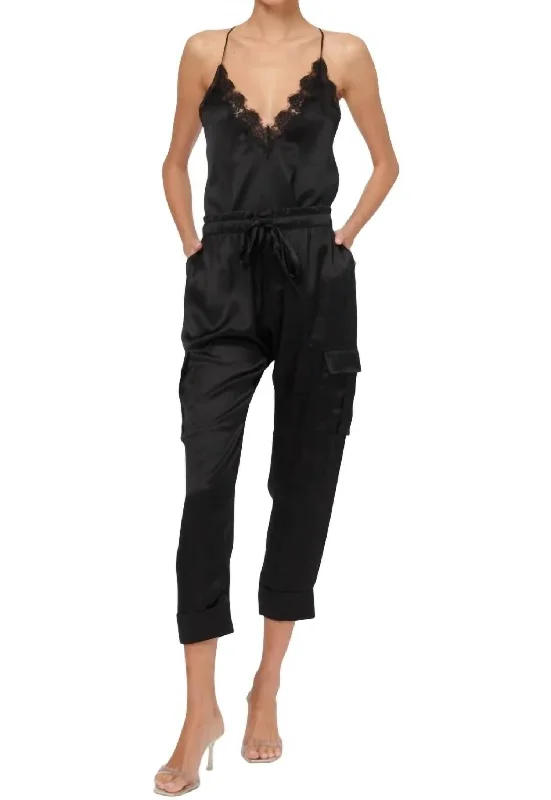 Versatile Wardrobe Essentials Carmen Cargo Pant In Black