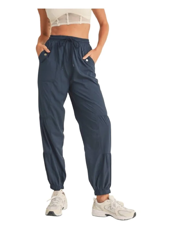 Eclectic Style Wardrobe Essential Cargo Pants In Blue Navy