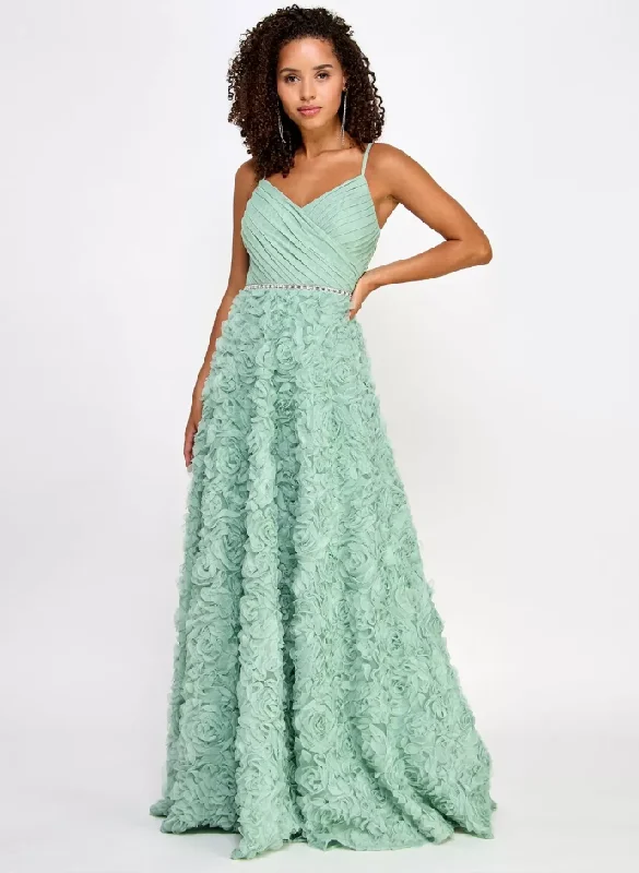 Versatile Outfits 9 - say yes to the prom green rosette gown