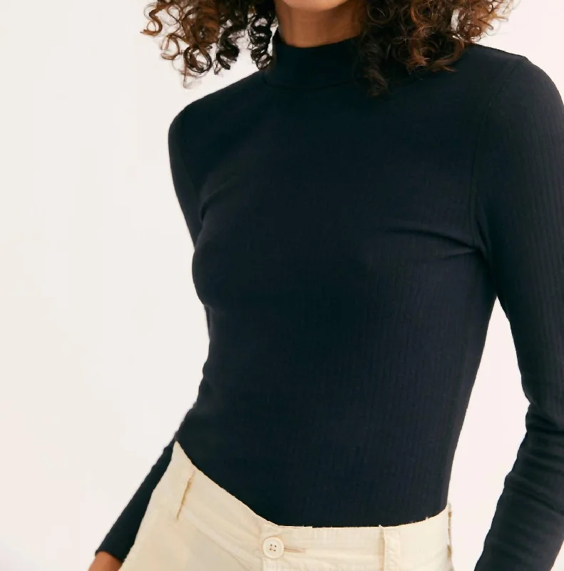 Sophisticated Style Rickie Top In Black