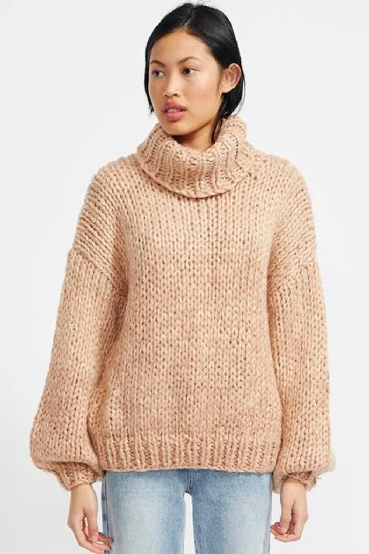 Chic Trends Unveiled Aspen Chunky Knit Oversized Caramel Jumper