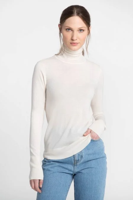 Eclectic Style Wardrobe Kinross Cashmere T-Neck