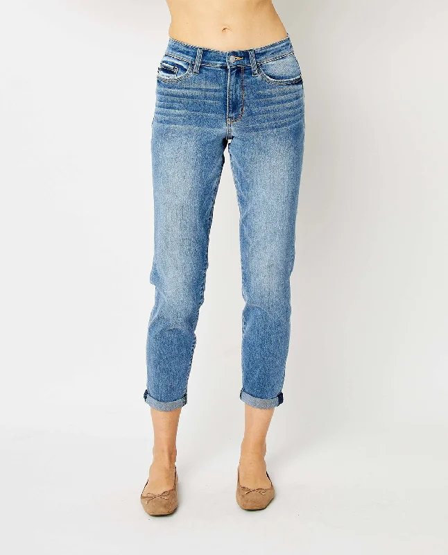 Chic Styles Judy Blue Mid Rise Cuffed Slim Jeans