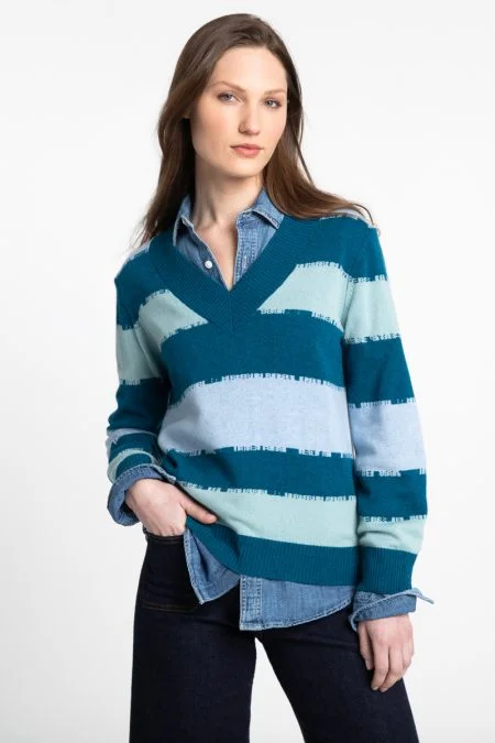 Fashion Forward Outfits Kinross Cashmere Intarsia Stripe Vee Pullover